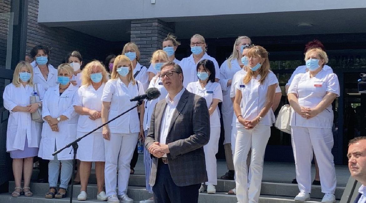Vučić na otvaranju zdrastvene stanice u Borči