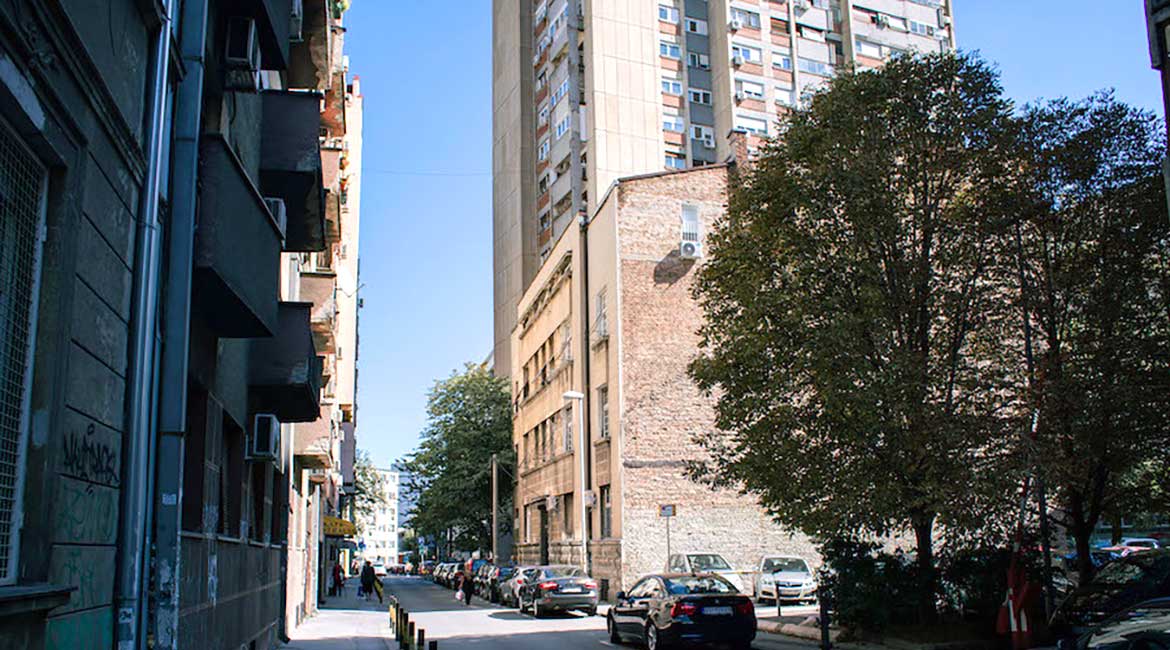 Krivi soliter: Beogradska atrakcija