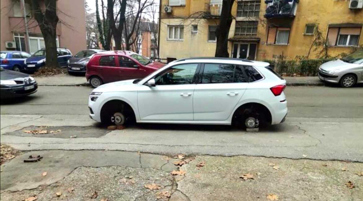 Oprez: Lopovi na Karaburmi upadaju u stanove, kradu točkove sa automobila