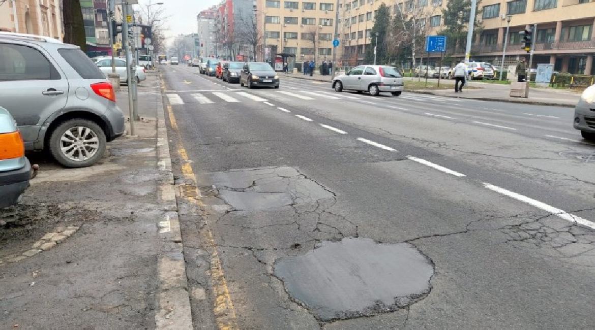 Građani svakodnevno prijavljuju od 20 do 30 žalbi na neravan asfalt