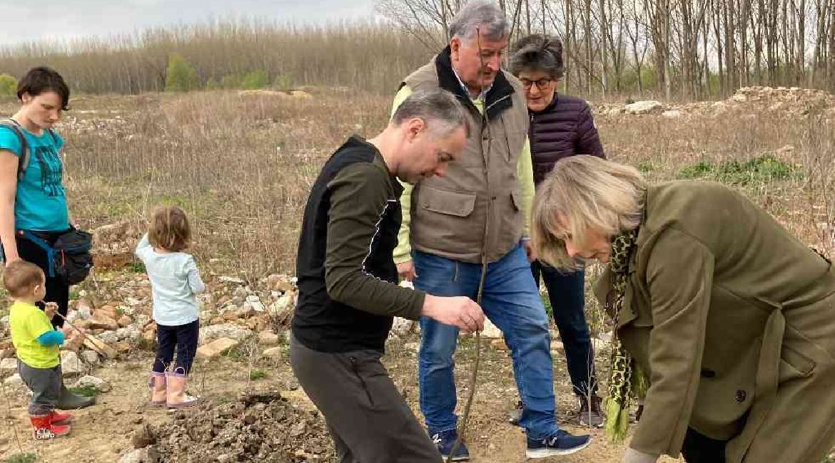 Građani u akciji: Umesto deponije – šuma