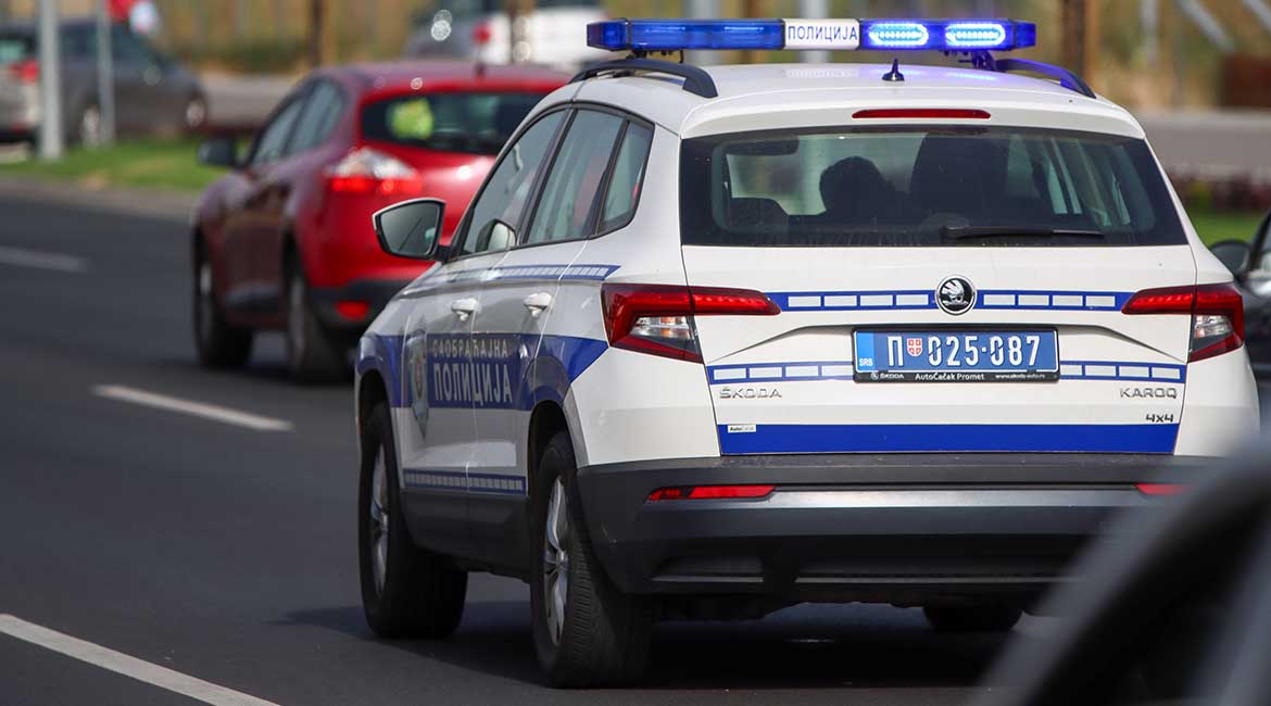 Drama sa srećnim krajem - Policajci iz Borče spasli bebu