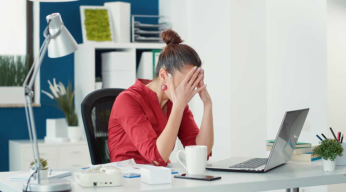 Anksioznost na poslu: Uzroci, simptomi i kako da je prevaziđete