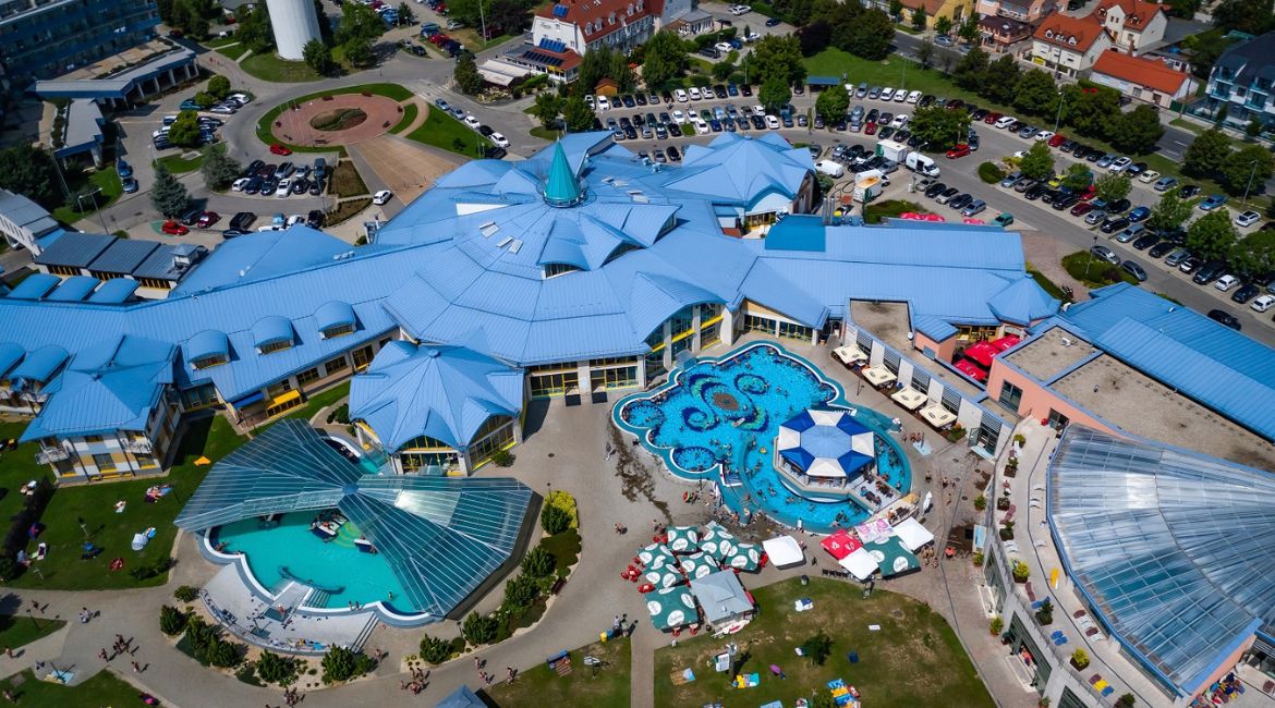 Istražite Đer – Barokni dragulj Mađarske i njegove prirodne lepote
