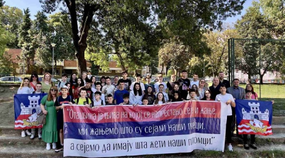 Deca iz OŠ "Jovan Popović" u poseti Republici Srpskoj i Crnoj Gori