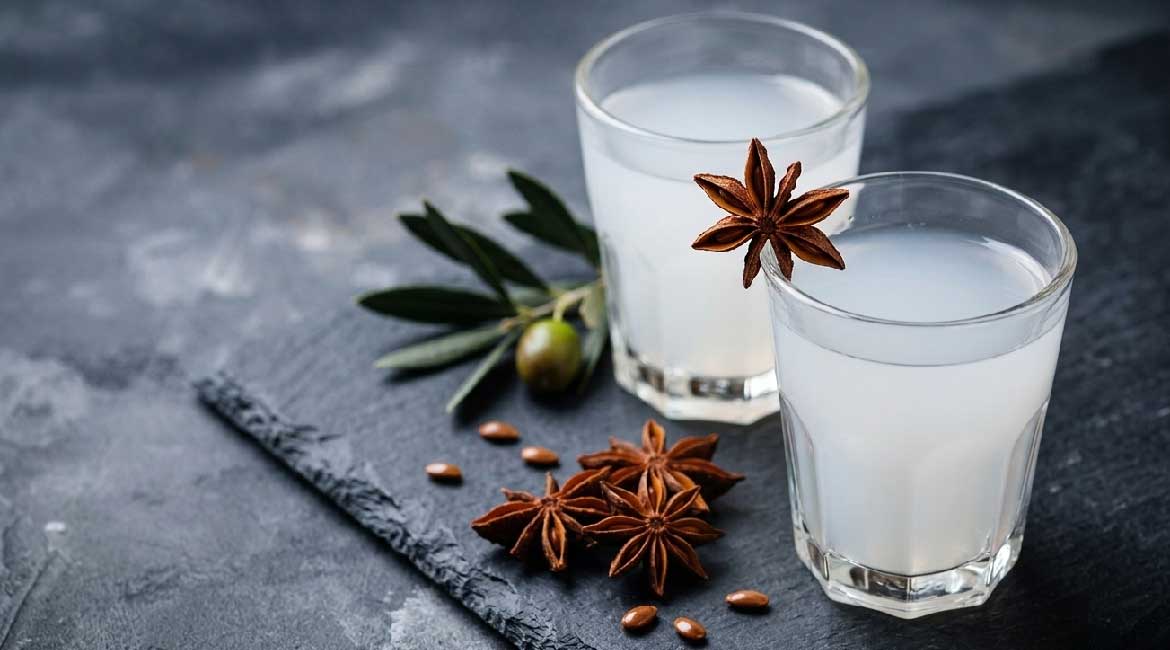 Rakija Mastika: Od čega se pravi i za šta je dobra?