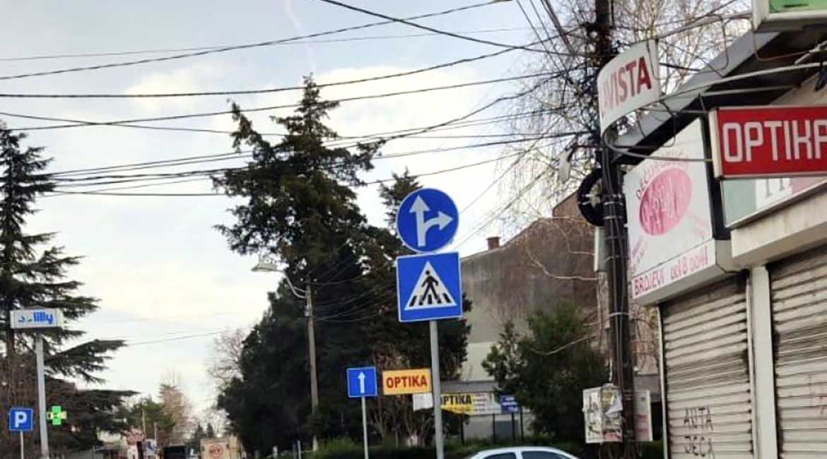 Vozači i dalje ne poštuju signalizaciju, kazne do 20.000 dinara