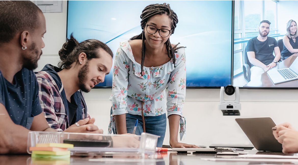 Extron i Audio-Technica: Bolja Teams rešenja za velike sale